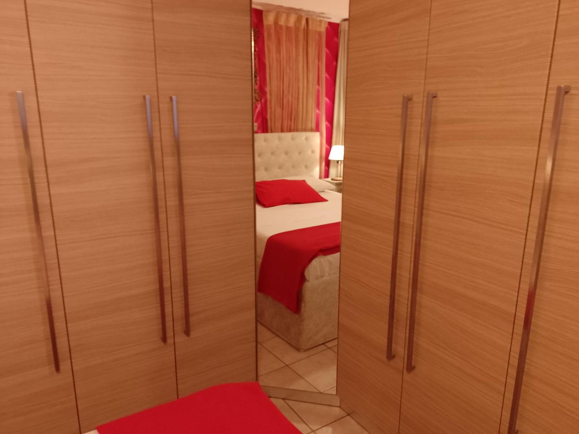 ολόκληρο Fully Equipped Dora Comfortable Holidays Apartment